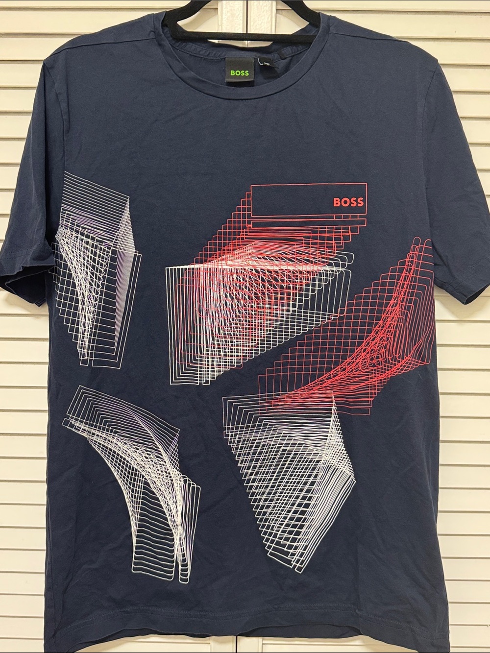 BOSS Navy Short-Sleeve Graphic Crew Tee with Red & White Design Sz L